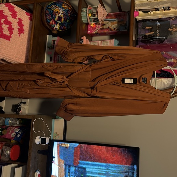 NWT City Chic Dress Opulent in Toffee Size 18 - Picture 5 of 7